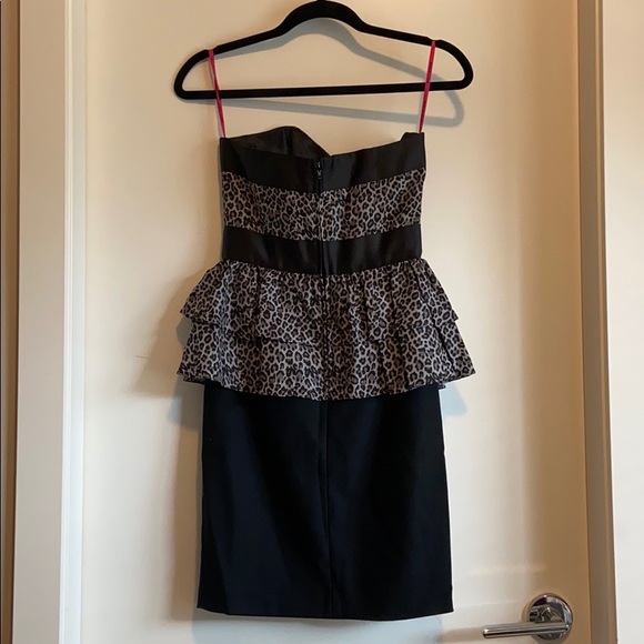 Betsey Johnson Leopard Peplum Dress - Picture 5 of 7
